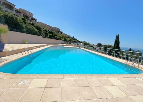 Panorama Domaine Vue Mer Acc�s Piscine