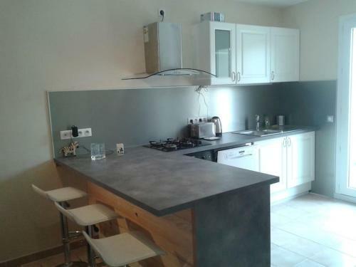 Apartamento Hilltop Haven - Privacy, Views And Starry Nights