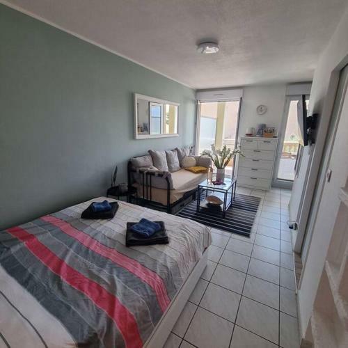 Apartamento Gem�tliches Studio, Pool, Parkplatz. Ohne Vis-a-vis.