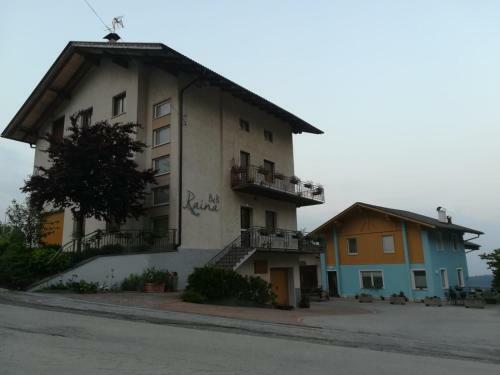 Apartamento Casa Raina