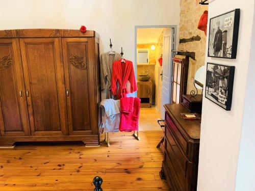 Hostal Ferme De Tayac - Charme Avec Pool