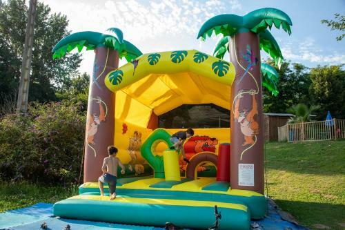 Camping Brin D'amour *** - Maeva