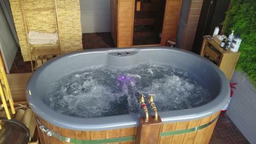 Bed & Breakfast Villa Sole Con Ofuro Jacuzzi Sauna Spa