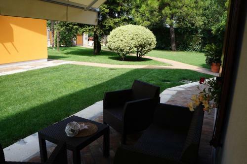 Hostal La Brigata Apartments Suite Room