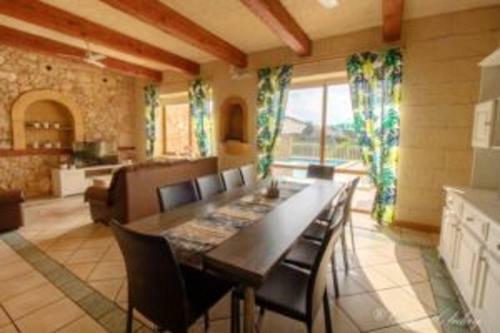 5 Bedrooms Villa With Terrace At IX Xaghra Gozo