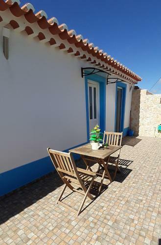 Amazing Holidays In Countryside Beach And Jacuzzi