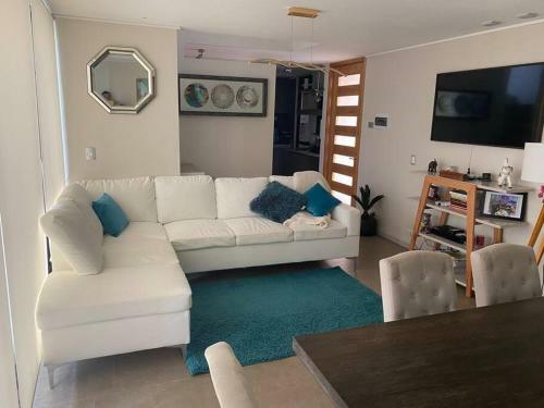 Excelente Casa En Condominio, Bahia Inglesa
