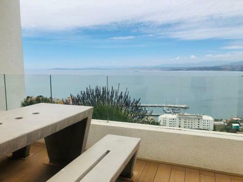 Apartamento Departamento En Costas De Montemar Con Con
