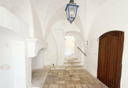 Beautiful Garden Apartment In Cisternino