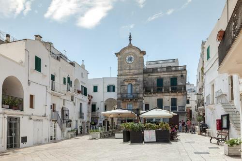 Beautiful Garden Apartment In Cisternino