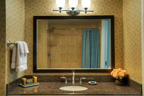 Heldrich Hotel And Spa