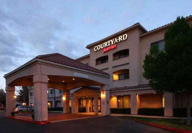Hotel Courtyard Palmdale