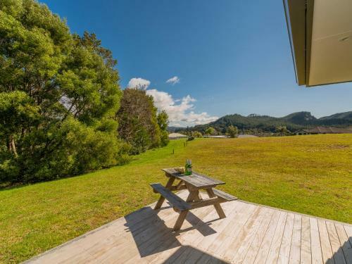 Pauanui Pines - Pauanui Holiday Home