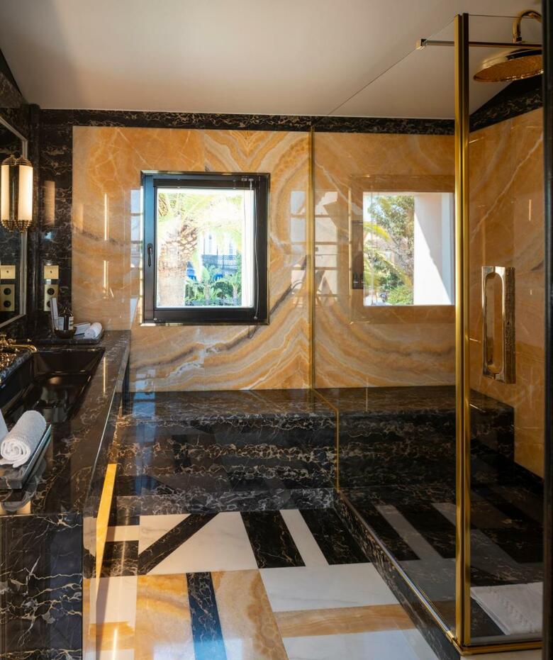 Hotel H�tel Le Yaca