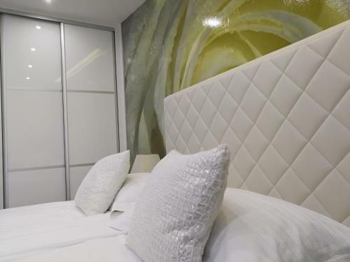 Family City Center Apartments