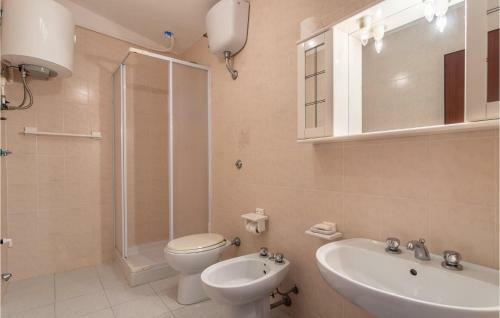 Nice Apartment In Cuglieri With 2 Bedrooms