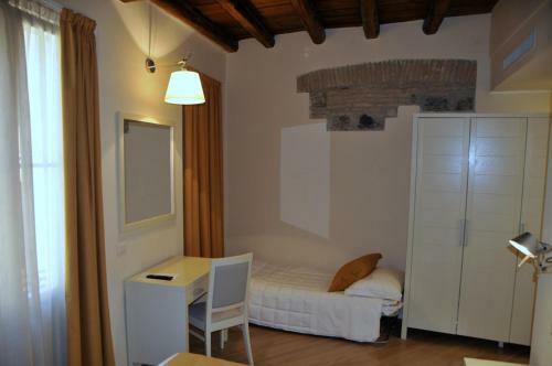 Hostal Altido La Corte Fiorita Como