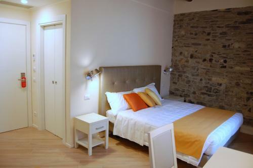 Hostal Altido La Corte Fiorita Como