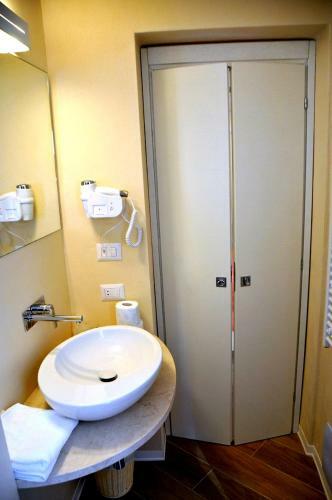 Hostal Altido La Corte Fiorita Como