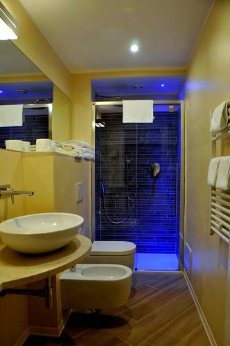 Hostal Altido La Corte Fiorita Como