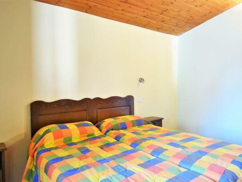 Pleasant Holiday Home In Gallicano With Garden