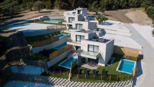 The Euphoria Club Luxury Villas