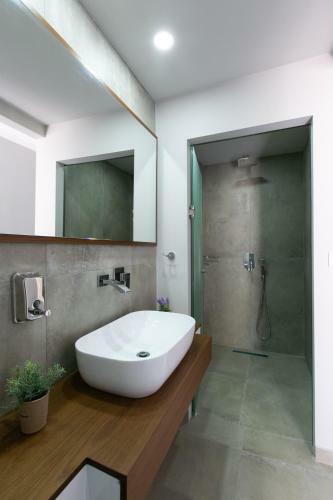 The Euphoria Club Luxury Villas