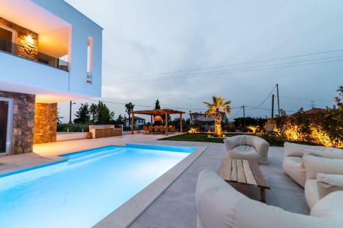 Villa Achinos Luxury Accomodation- Pefkochori Chalkidiki