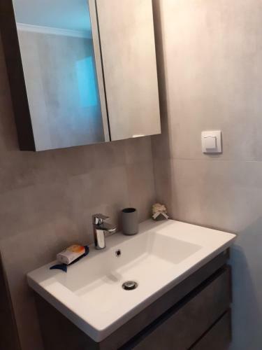 Spacious House 100 Metres From The Beach