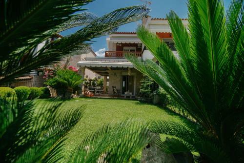 Dreamcatcher Luxury Villa, 1 Min Walk To Beach