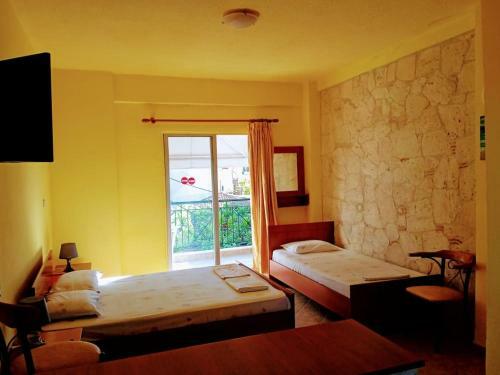 Tsirkoudis Apartments
