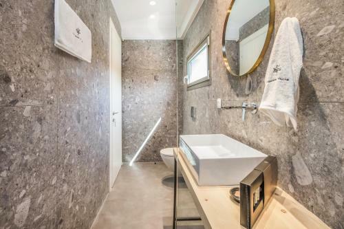 Dionisos Luxury Villas