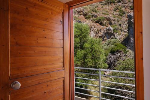 Hostal Preveli Crete - Dionysos Tavern & Rooms