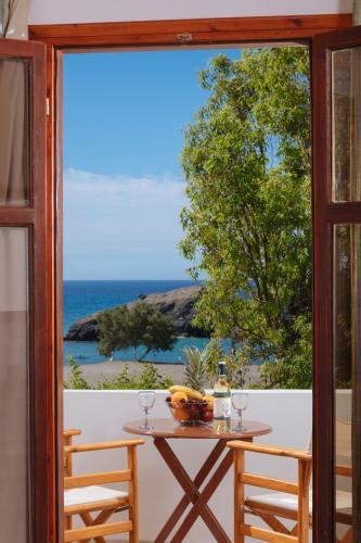 Hostal Preveli Crete - Dionysos Tavern & Rooms