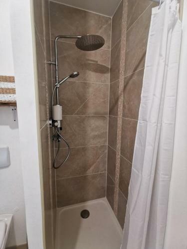 Hostal Les Rauches - Quai Loire - Suite 2 Chambres