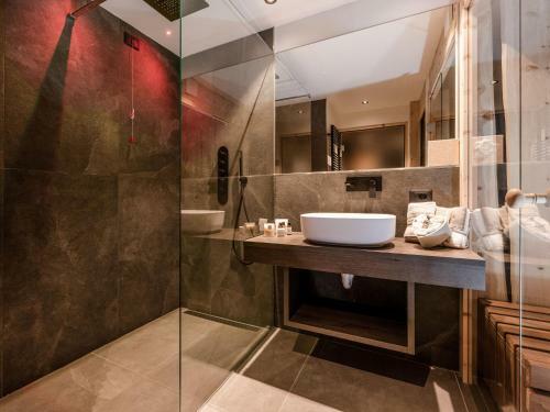 Nice Apartment In Magras Di Mal� With Spa