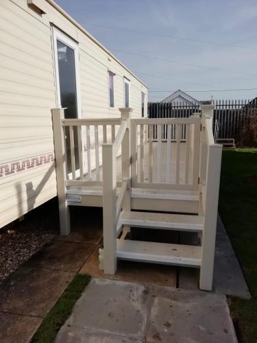 8 Berth Sealands (highbury)