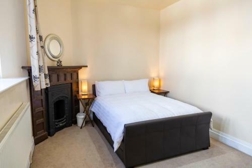 Apartment No 1 - The Old Red King Pub, Whitefield, Manchester