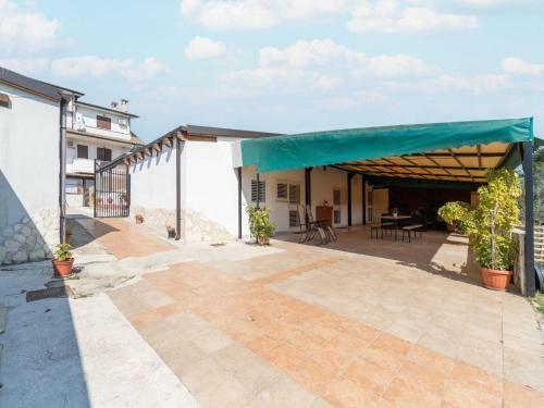 Pleasant Holiday Home In Priverno With Swimming Pool