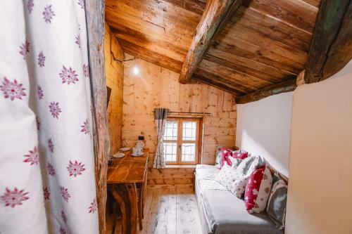 Hostal L'escola E Lou Mulin