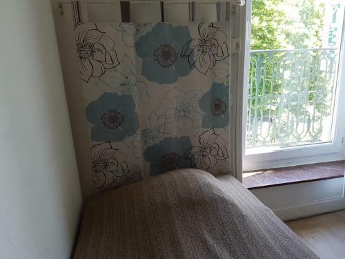 Hotel H�tel Des Po�tes Avec Garage Priv�