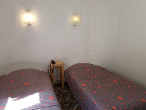 Hotel H�tel Des Po�tes Avec Garage Priv�