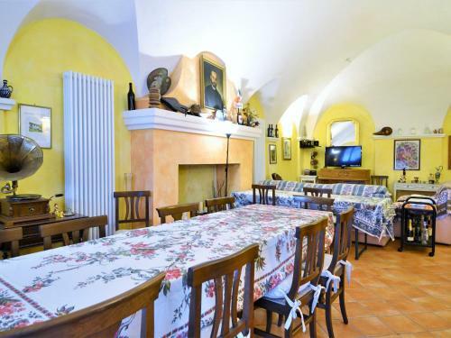 Charming Holiday Home In Niella Tanaro With Garden