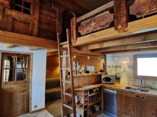 Petit Chalet Individuel De Caract�re