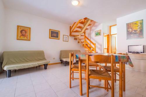 Apartamento Agenzia Vear - Villa Angela