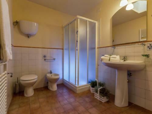 Lovely Villa In Cortona With Swimming Pool