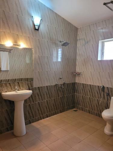 Hostal Triple J Inn