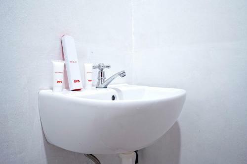 Hotel Oyo 1272 Grand Garuda Residence