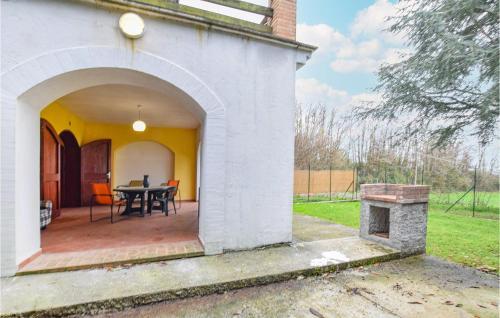 Nice Apartment In Drapia With Wifi And 2 Bedrooms