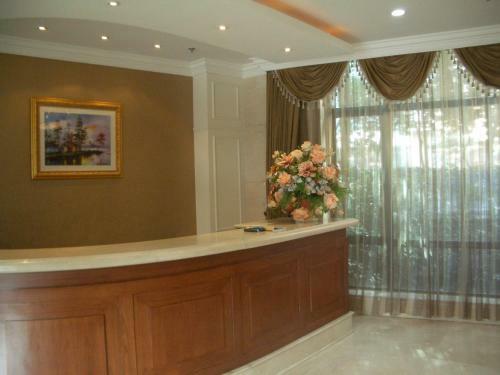 Aparthotel Ladoll Service Apartments
